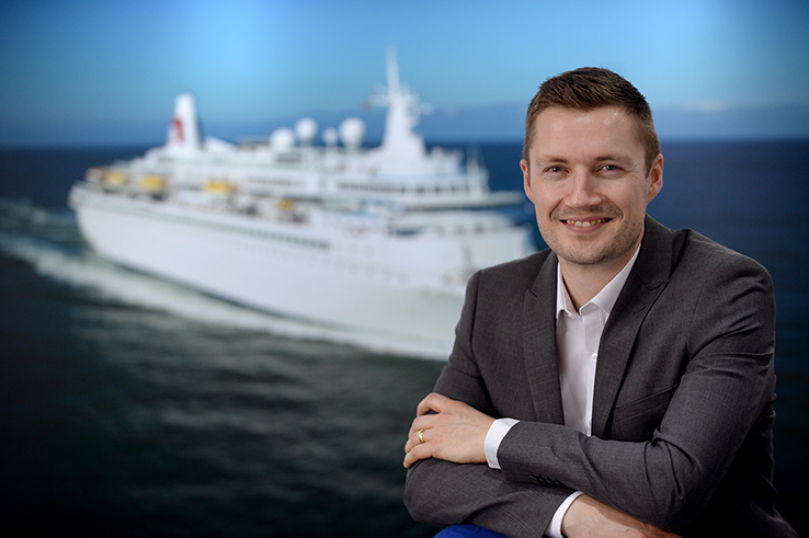 fred olsen cruises ceo